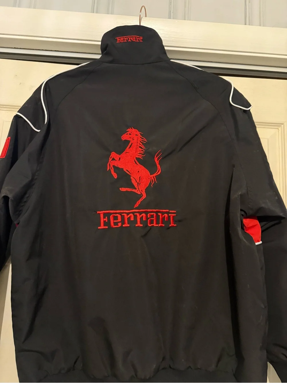 F1 Vintage Ferrari Racing Jacket - Black Edition